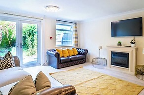 House Sleeps 5 - Wifi & Tv
