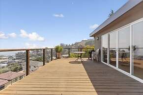 Stunning Views by the Bay 2BR