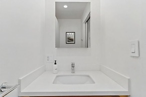 Stunning Views by the Bay 2BR