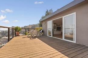 Stunning Views by the Bay 2BR