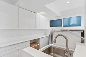 Stunning Views by the Bay 2BR