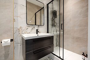 Bold St Aparthotel Book Individually or Book 8!