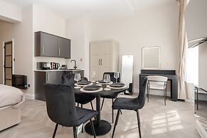 Bold St Aparthotel Book Individually or Book 8!