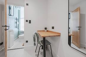 Work Desk Private Ensuite Minifridge Parking