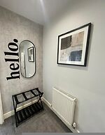 Woolton Washer Dryer Sofa Bed Free Parking