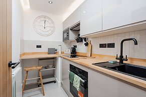 Kitchenette W M Sofa Bed Ensuite Parking