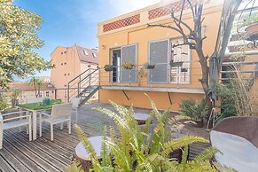 T2 Garden Close to Amenities MC