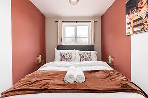 Perfect Booking 3 Bed Spacious Parking