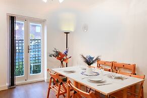 Spacious Wimbledon House Lovely Garden Parking