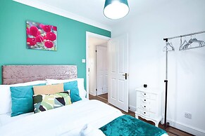 Spacious Wimbledon House Lovely Garden Parking