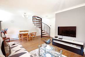 Spacious Wimbledon House Lovely Garden Parking