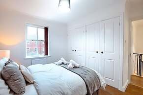 Spacious Wimbledon House Lovely Garden Parking