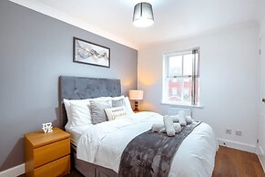 Spacious Wimbledon House Lovely Garden Parking