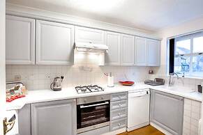 Spacious Wimbledon House Lovely Garden Parking