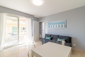 1 Room Apartment 1 Minute From Monaco