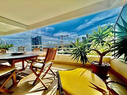2 Rooms in Luxury Residence Bordering Monaco