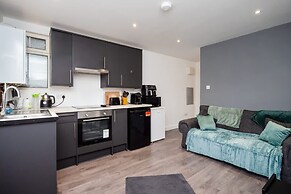 Relaxing Annexe With Garden Access Parking