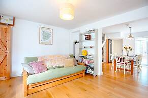 Perfect Booking Near Ramsgate Station And Beach