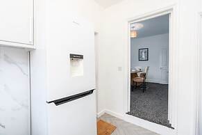 Perfect Booking Central Doncaster 3 Bed Home