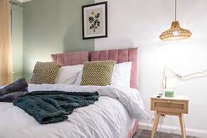 Perfect Booking 2 Bed Home in Hitchin