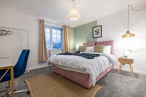 Perfect Booking 2 Bed Home in Hitchin