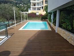 Beautiful Apartment With Pool Near Monaco