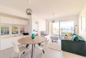 Superb new 2-room Apartment -parking Border Monac