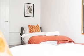 Perfect Booking Private Garden Large Parking