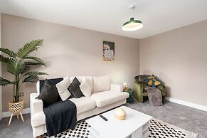 Perfect Booking Private Garden Large Parking