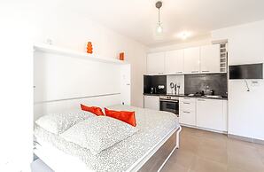Charming Studio With Parking Near Monaco