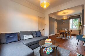 Cosy Reading Home - Superfast Wifi Private Garden