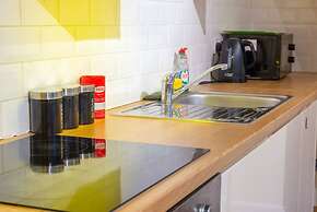 Ipswich City Centre Stay 2BR 2bath Flat for 6 Guests