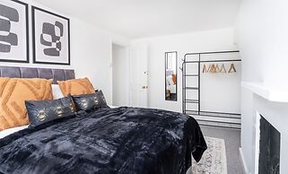 Gloucester Street Nest - 3BR Flat for 7 Guests