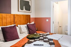 Harland Haven Spacious 4BR House in Ipswich