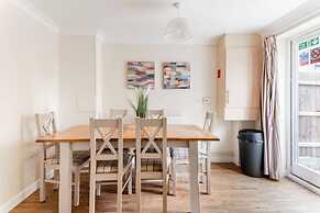 Harland Haven Spacious 4BR House in Ipswich