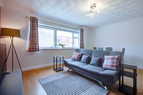 Hull Haven 4bed 2bath With Free Parking Sleeps 8