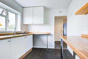 Hull Haven 4bed 2bath With Free Parking Sleeps 8