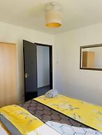 Charming 2BR Maisonette in Carlisle Center