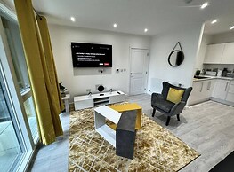 2 Bedroom Flat in Central Bexleyheath With Elevator and Gym Access