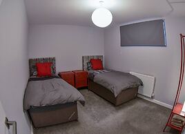 Spacious 6-bedroom Property With Ensuite Perfect for Groups