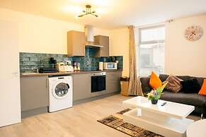 Stylish 3-bed Flat Near Cardiff City Centre Uni