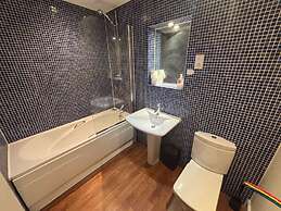 Luxury Penthouse Apartment With Private Parking