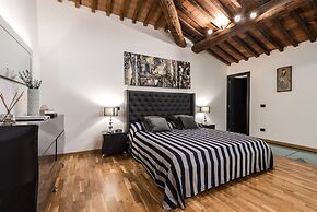 Giotto Luxury Apartment Villa Guinigi