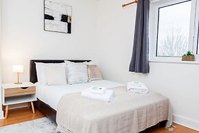 Free Parking 1 Bedroom Flat Sleeps 4 Abingdon