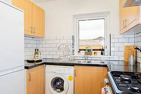 Free Parking 1 Bedroom Flat Sleeps 4 Abingdon