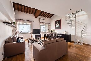 Botticelli Executive Apartament Villa Guinigi