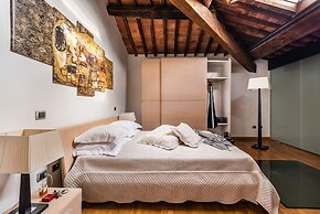Botticelli Executive Apartament Villa Guinigi