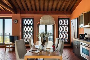 Panoramic Appartment With Garden
