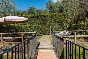 Panoramic Appartment With Garden