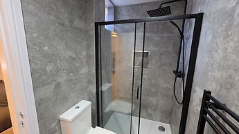 Harrow Boutique Suites and Rooms
